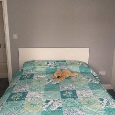 Home Away From Home Croydon Bagian luar foto